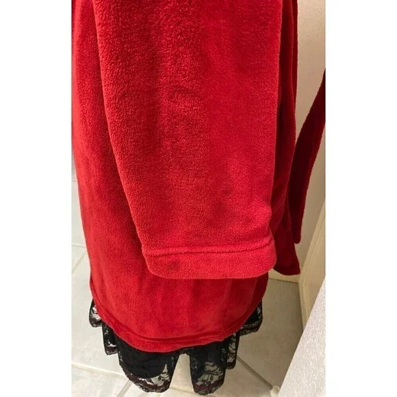 Victoria Secret Plush Bath Robe - Picture 7 of 9